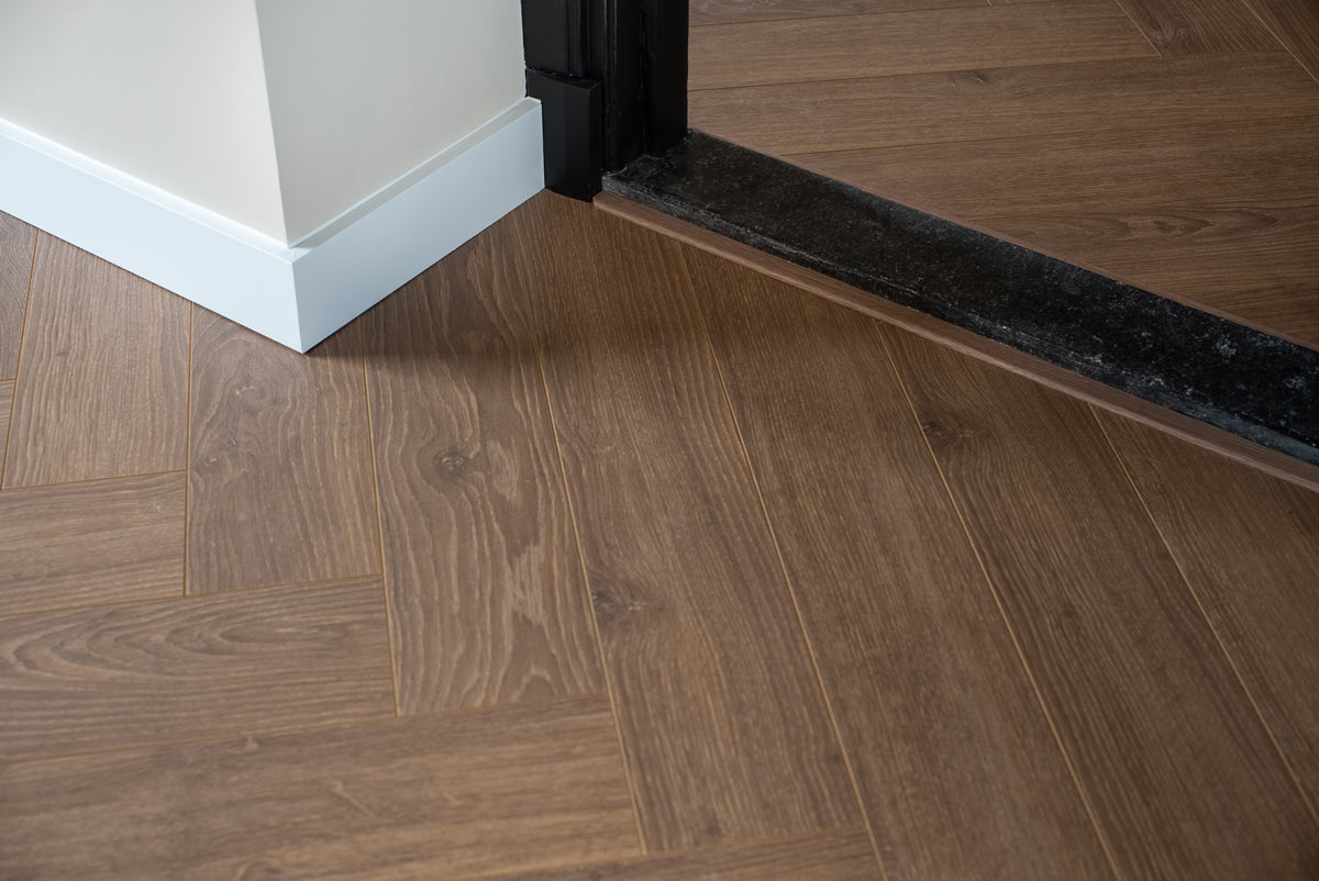 Floer - Laminate - Herringbone - FLR-1601 - Cream Oak